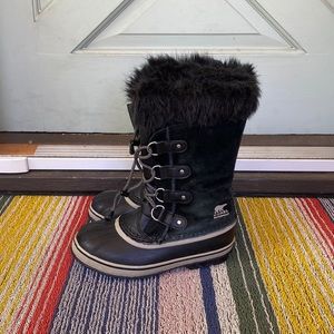 SOREL Black Suede Snow Boots